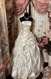 Niulatu Ball Gown Strapless Sleeveless Pleats White Satin Wedding Dress SD1365