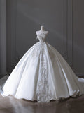 Niulatu Ball Gown Strapless Sleeveless Pleats White Satin Wedding Dress SD1664
