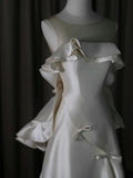 Niulatu Ball Gown Scoop Satin Ruffles Ivory Wedding Dresses Brides Dress SD1972