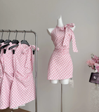 Niulatu Neck Off Shoulder Pink Plaid Sleeveless Dress Irregular Bow Holiday Dresses SD258