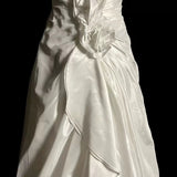 Niulatu A Line Halter Satin Ivory Long Wedding Dress Bridal Dresses SD2761