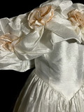 Niulatu Ball Gown Off The Shoulder Lace Ivory Long Wedding Dress Bridal Dresses SD2931