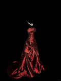 Niulatu Ball Gown Strapless Burgundy Taffeta Prom Dress Ruffle Long Party Dress SD2942