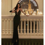 Niulatu Sheath Spaghetti Straps Sleeveless Black Prom Dresses Birthday Outfits With Flower SD653