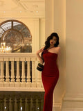 Niulatu Sheath Halter Neckline Sleeveless Red Prom Dresses Birthday Outfits With Flower SD683