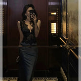 Niulatu Sheath V Neckline Sleeveless Navy Blue Tea Length Prom Dresses Birthday Outfits SD713