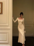 Niulatu A Line Square Neckline Long Sleeves Ivory Prom Dresses Birthday Outfits Evening Gown SD806