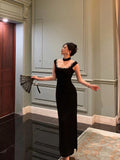 Niulatu Sheath Square Neckline Sleeveless Black Slit Prom Dresses Birthday Outfits SD837