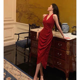 Niulatu A line V neckline Sleeveless Red Date Night Dress Prom Dresses Birthday Party Outfit SD863