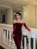 Niulatu Sheath Halter Neckline Burgundy Velvet Prom Dresses Birthday Outfits Evening Gown SD898
