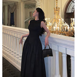 Niulatu A line Scoop Neckline Black Backless Prom Dresses Birthday Outfits Evening Gown SD913