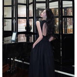 Niulatu A line Scoop Neckline Black Backless Prom Dresses Birthday Outfits Evening Gown SD913