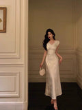 Niulatu Sheath V Neckline Satin Floral Prom Dresses Birthday Outfits Evening Gown SD933