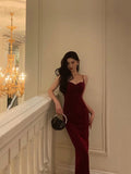 Niulatu Sheath Spaghetti Straps Red Velvet Prom Dresses Birthday Outfits Evening Gown SD951