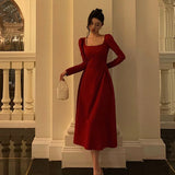 Niulatu A Line Square Neckline Red Velvet Prom Dresses Birthday Outfits Evening Gown SD979