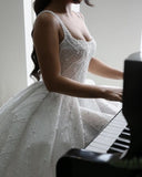 Rustic Wedding Dress Ball Gown Square Neck White Pearls Tulle Long Wedding Dresses Summer Brides Dress Bridal Gowns HZ1214