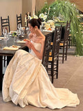 Vintage Wedding Dress Ball Gown Strapless Ivory Summer Beach Long Wedding Dresses Bridal Gowns HZ1214