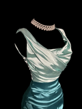Niulatu Sheath Square Neck Sleeveless Blue Satin Petite Mother Of Bride Dress Party Gown Knee Length For Summer Women Wedding HZ1214