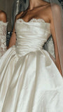 Pretty Wedding Dress Ball Gown Strapless Ivory Satin Long Wedding Dresses Bridal Gowns HZ1214