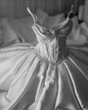 Pretty Wedding Dress Ball Gown Spaghetti Straps Long White Wedding Dresses With Beads Bridal Gowns HZ1214