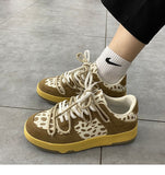 Niulatu Men Women Skateboard Sneakers Fashion Trainers Womens Chunky Dunk Sneakers Korean Tenis Female Lace Up Casual Shoes DJSE