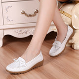 Niulatu Summer New Leather Peas Shoes Female Mother Shoes Slope Heel Casual Non-slip White Nurse Shoes Zapatos De Mujer DJSE