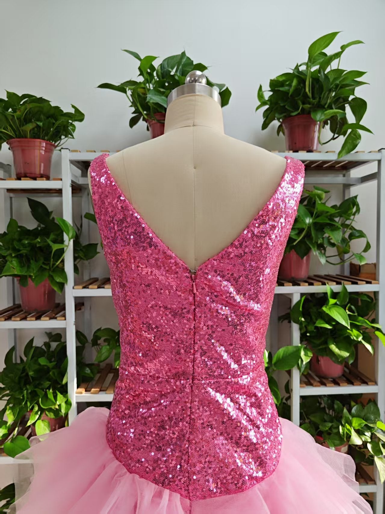 Niulatu V Neck Pink Short Homecoming Dress and Bottom Tulle Ruffles Pink Birthday Outfit Dress HZ1007