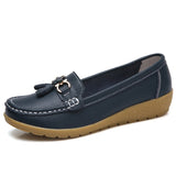 Niulatu Women Shoes Spring Autumn Cow Leather Flats Women Footwear Slip On Loafers Mother Moccasins Shoes Female Large Size DJSE
