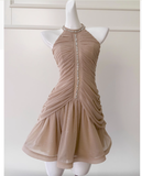 Niulatu Sheath Scoop Neck Champagne Short Grad Dress Inspo Short Mini Formal 8th Grade Homecoming Dresses High School Hoco Court Dress Graduation Dress Cocktail Outfits HZ1214