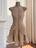 Niulatu Sheath Scoop Neck Champagne Short Grad Dress Inspo Short Mini Formal 8th Grade Homecoming Dresses High School Hoco Court Dress Graduation Dress Cocktail Outfits HZ1214