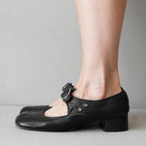 Niulatu New INS Retro Casual T-strap Flats Daily Elegant Solid Leisure Flats Women 2025 Casual Low Heels Shoes Woman DJSE