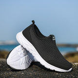 Niulatu Men Casual Shoes Breathable Outdoor Mesh Light Sneakers Male Fashion Casual Shoes 2025 New Comfortable Casual Footwear Men Shoes DJSE