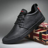 Niulatu Men Flats Vulcanized Shoes Zapatos De Hombre Black Zapatillas Men Casual Shoes Leather Sneakers 663 DJSE