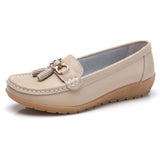 Niulatu Women Shoes Loafers Female Moccasins Shoes Summer Genuine Leather Women Flats Slip On Women Loafers Flats Tassel Plus Size DJSE