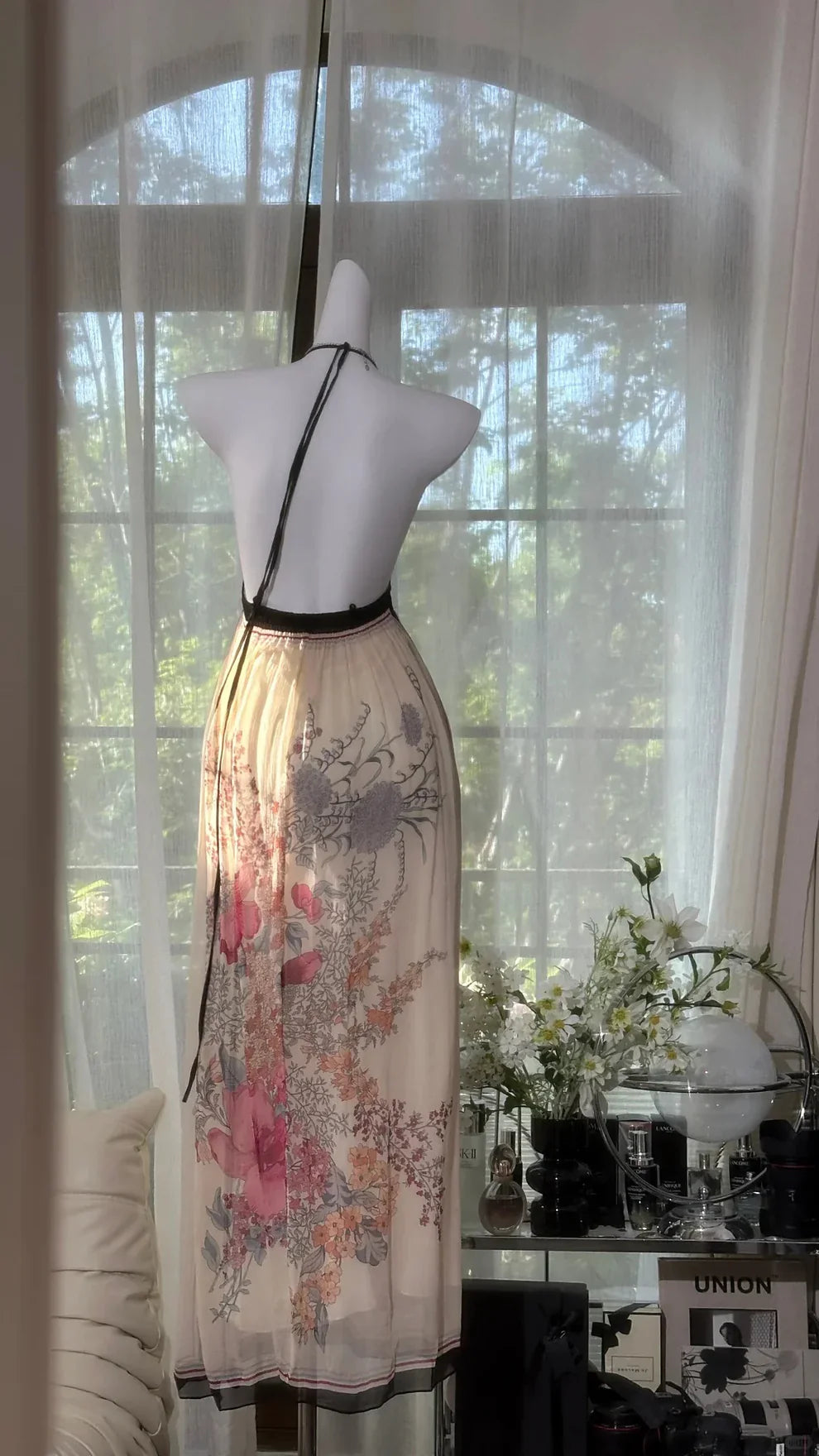 Niulatu A Line Halter Print Floral Chiffon Open Back Prom Dress Wedding Guest Dress HZ0113